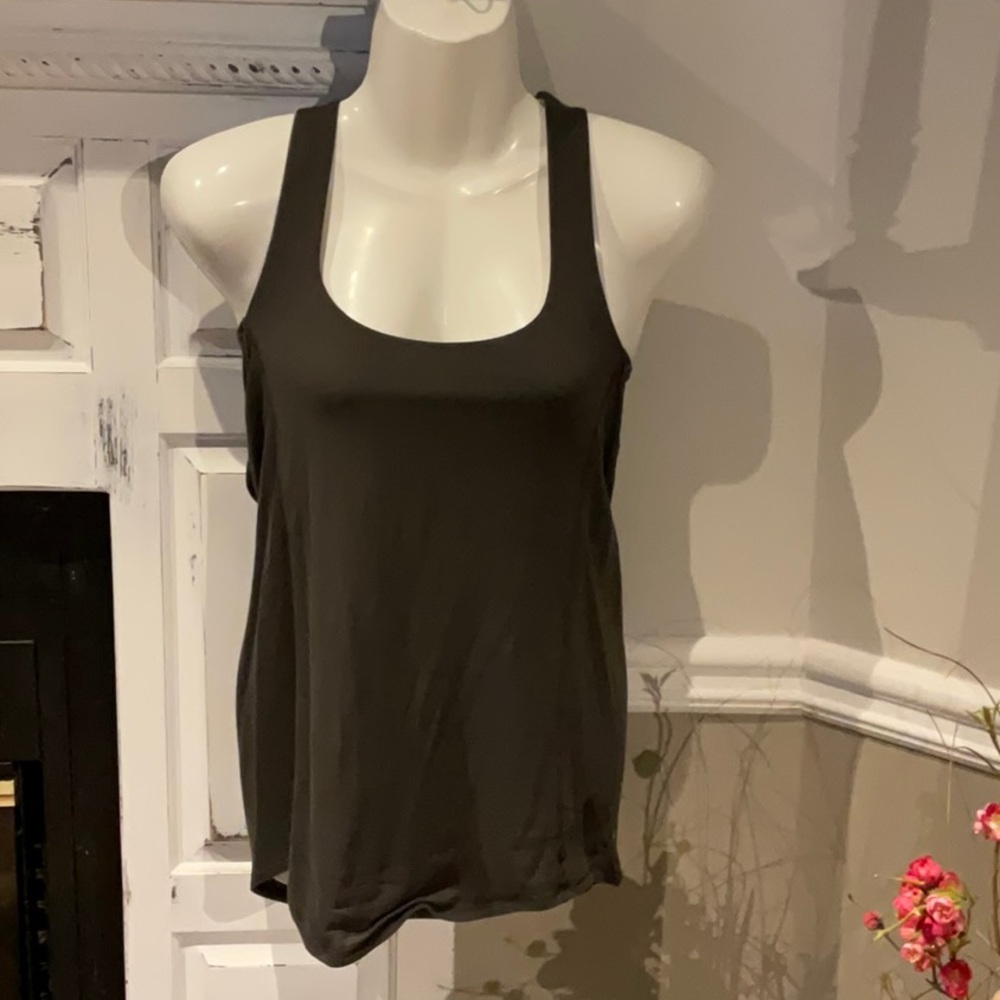 Lululemon gray tank top Size 4